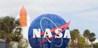 NASA Chooses SpaceX for Crucial Mission, Boeing Faces Unexpected Challenges