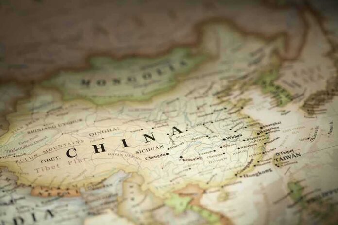 shutterstock_189226358-1-1-1 Detailed map highlighting China and surrounding regions