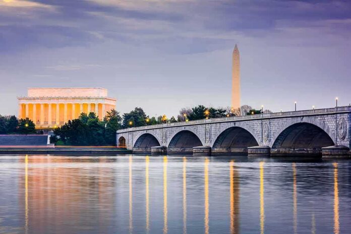 shutterstock_284262254 Arlington Memorial Bridge with monuments at dusk
